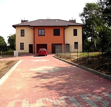 Katowice - ul.Chocimska - Budynki jednorodzinne w zabudowie bliźniaczej