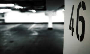 Miejsce parkingowe podziemne czy naziemne - które wybrać?